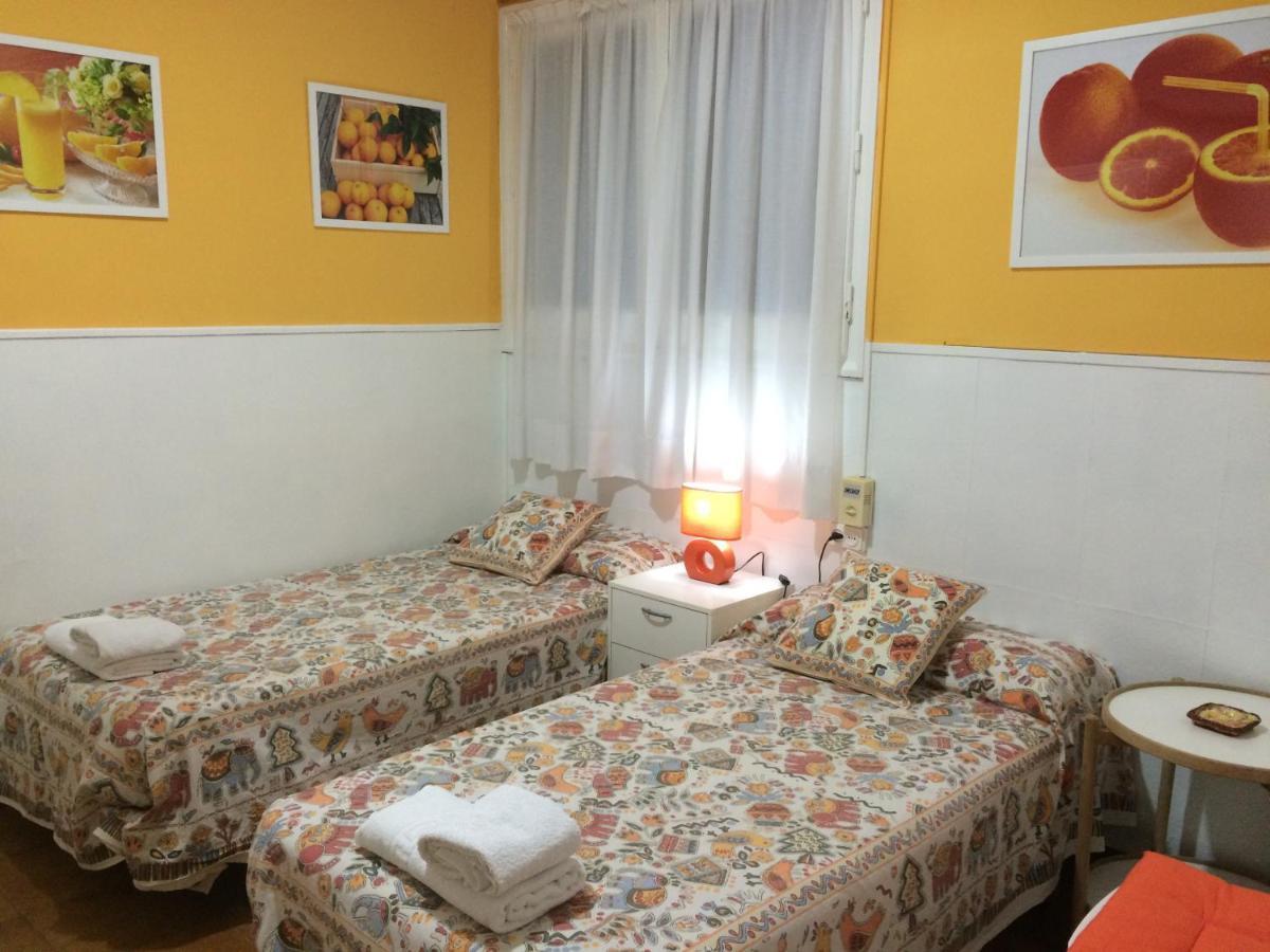 Hostal Valls Barcelona Zimmer foto